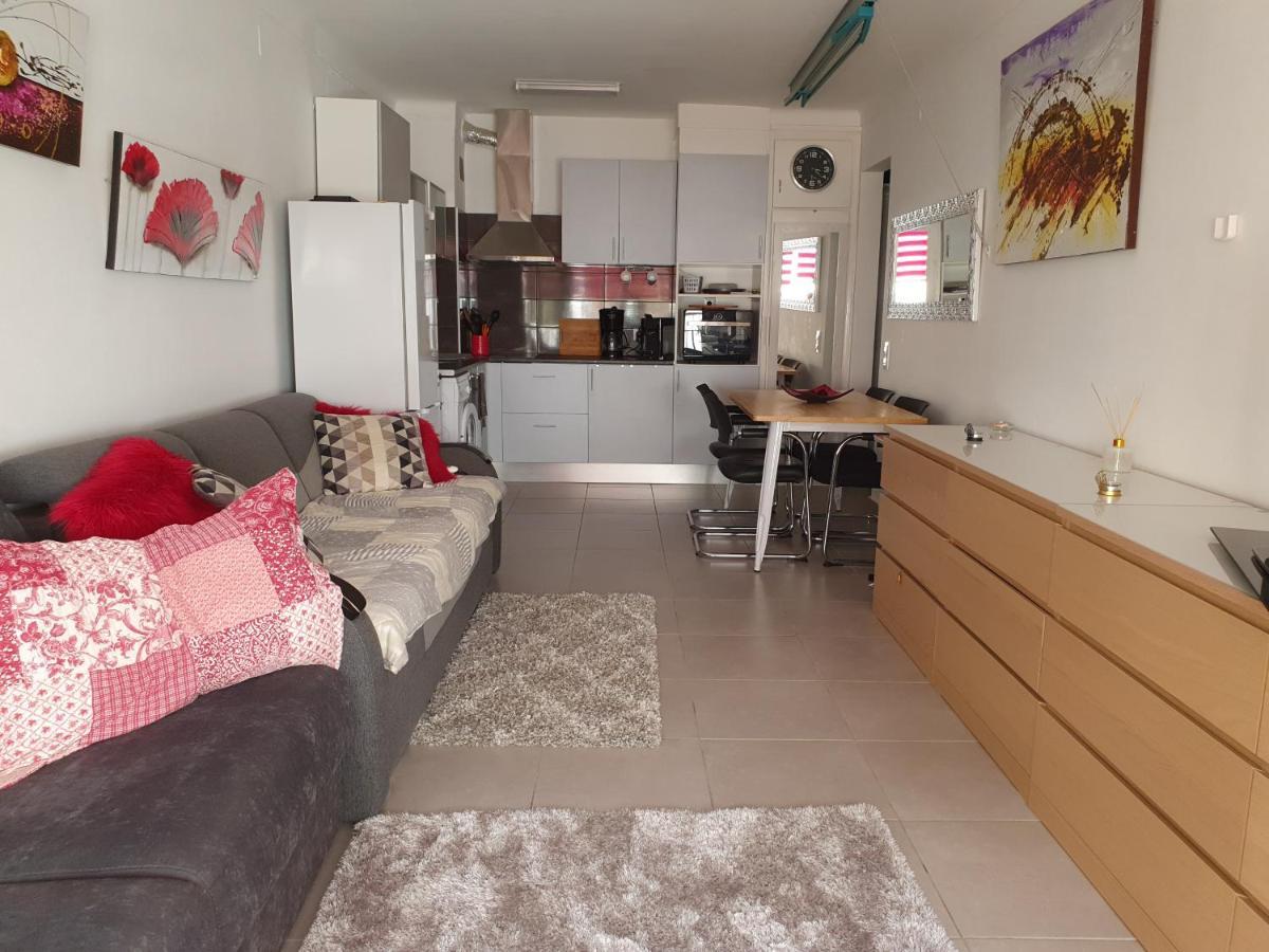 Ferienwohnung Rosas Exterior foto